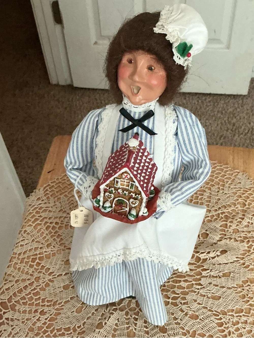 1997 Byers Choice Baker Lady w/Gingerbread House